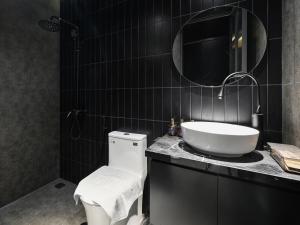 Phòng Vàng Loại Sang (Deluxe Gold Room)