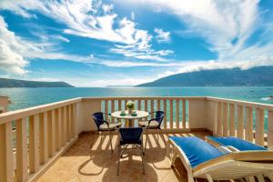 Apartment with Sea View room in Palma Apartments