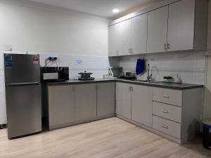 Riverbank Suite @ Waterfront KCH