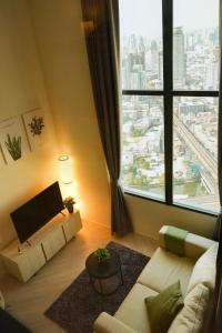 On Nut Duplex with City Views, 5-minute Walk to BTS, Ideal Long Stays
