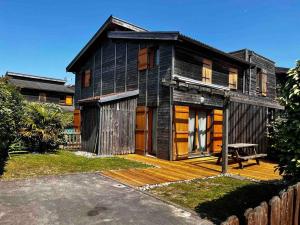 Maisons de vacances Maison Bois Village - 4 personnes : photos des chambres