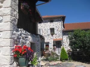 Appartements Au Pied de la Roche : photos des chambres