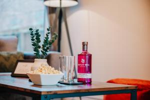 Stunning spacious, Family, Contractor Fast WiFi, Sky TV, close to City Centre