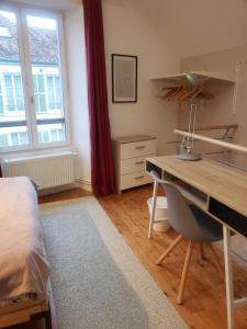 Appartements Logement central, calme, proche chateau et INSEAD : photos des chambres