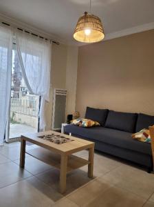 Apartment with garden - sea view