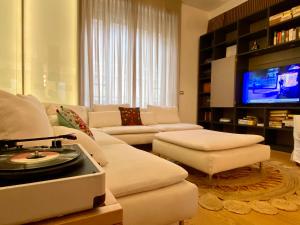 INTOMILAN I Design Apartment Galleria Del Corso