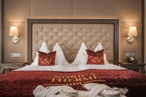 Hotel Norica - Thermenhotels Gastein mit dem Bademantel direkt in die Therme