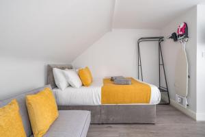 Cosy 4th Floor studio apartment in Brick Lane