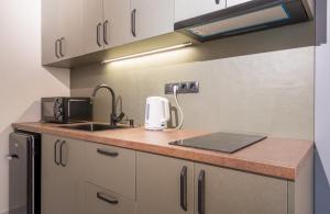 Luxury X By Umbrella