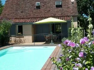 Maison avec piscine privée à Loubressac proche Rocamadour & Vallée Dordogne, du Samedi au Samedi - La Valade