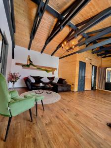 Kenzo Chalet