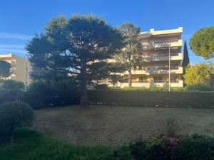 Nice Appartement en Bord de Mer avec Piscine - Jusquà 6 Personnes
