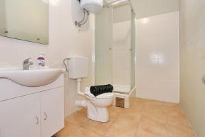 Holiday home Luka-sauna & jacuzzi