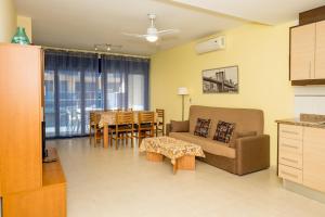 Maestro Roca Playavacaciones