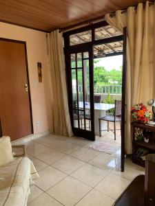 Apartamento no Rio Vermelho - 2 quartos - 10 minutos com pe pra praia