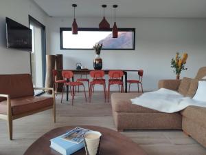 Villas Maison Veyrier du Lac, a 10 min a pied de la plage : photos des chambres