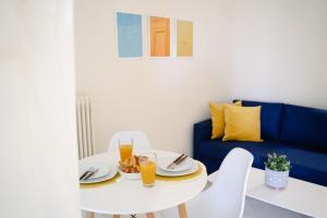 Blue vibes by Glyfada beach