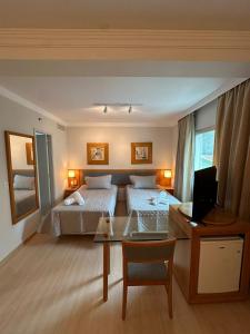 Flat localizado na Rua Oscar Freire