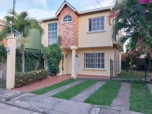 Casa en Comayagua cerca de Palmerola - Lejamaní