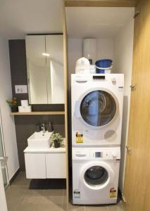 Melbourne Central Designer Studio With North Views