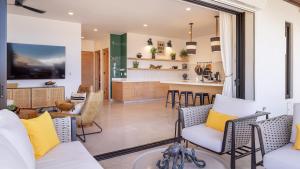 The Cove At Cerritos