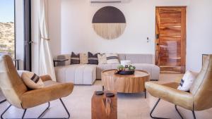 The Cove At Cerritos