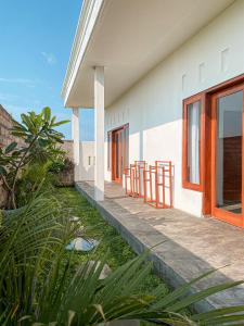 Turtle House Surf & Stay