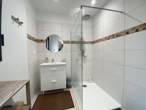 Maison 8 pers, calme, 300m du Golfe du Morbihan, grand jardin, proche activités et commerces - FR-1-639-104