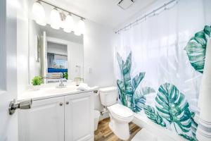 Adorable Condo in Peaceful Area - Palm Wave Says