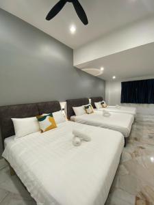 IPOH LYL EVERGREEN HOMESTAY 12pax