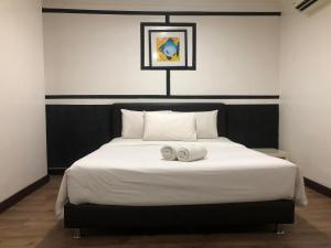 Ridel Sunset Hotel