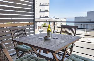 Manhattan On Coral 7