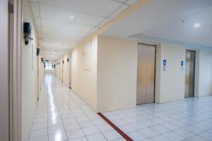 OYO Life 2837 Apartment Dramaga Tower