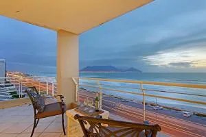 Ocean View C602 by HostAgents - Le Cap