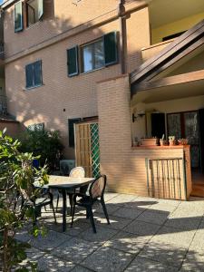 Bilocale con giardino