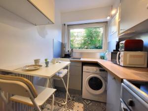 Patio du Bois: F1, jardin, métro 10(Bail Mobilité)