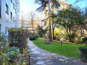 Patio du Bois: F1, jardin, métro 10(Bail Mobilité)