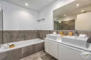 ViVi Homes - Sara Pool, Terrace, Golf & Beach