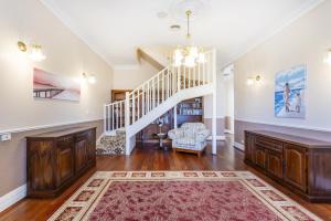 Dorys Beach House - Executive Escapes