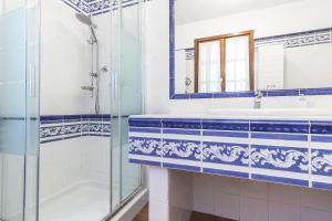 Exclusive Roth Apartments img29