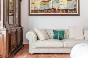 Exclusive Roth Apartments img5