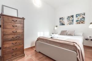 Exclusive Roth Apartments img10