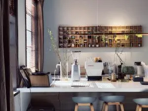 Shanghai Downtown Hills Boutique Guesthouse - Near Metro Line 7, Exit 3, Changping Road - Putuo