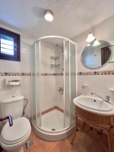 Lavender by halu!, Villa with outdoor ping pong area