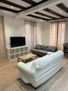 Mercado CENTRAL on 1th FLOOR