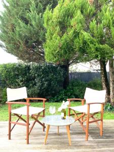 Maisons de vacances MAISON CENTRE VILLE AVEC JARDIN , TERRASSE, et GARAGE VELOS : photos des chambres