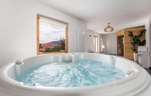 Holiday Home & Spa Kozji Vrh