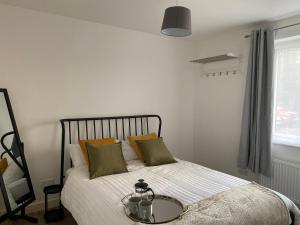 Bright- Self Check-In -Great Area close to South Woodham Ferrers station