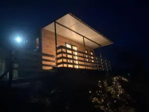 Căsuța de pe deal - Hlincea