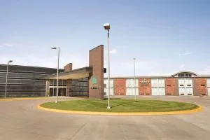 Country Inn & Suites by Radisson, Fergus Falls, MN - Ottertail